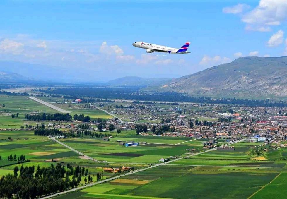 Hospedaje Monaco - Jauja Airport Hotel Kültér fotó